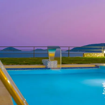 Villa Denize Sıfır özel Plajlı Kaş