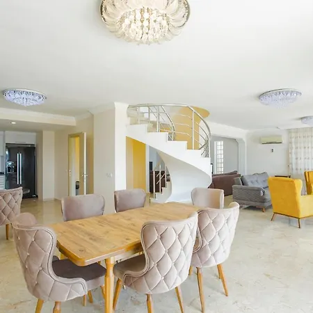Denize Sıfır özel Plajlı * Kaş