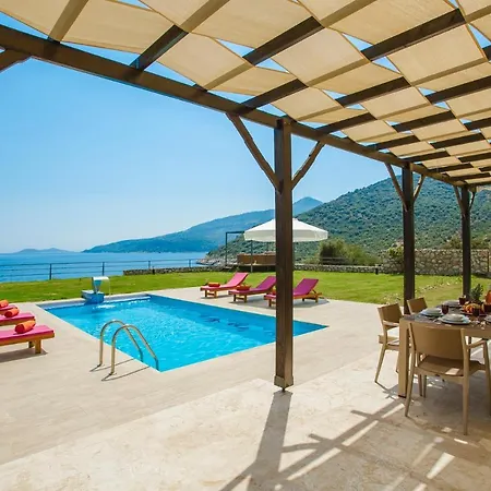 Villa Denize Sıfır özel Plajlı *