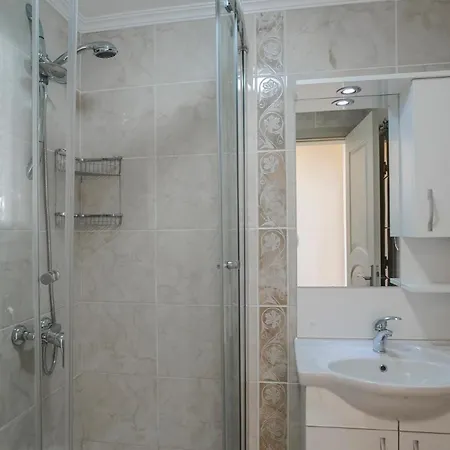 Denize Sıfır özel Plajlı Villa